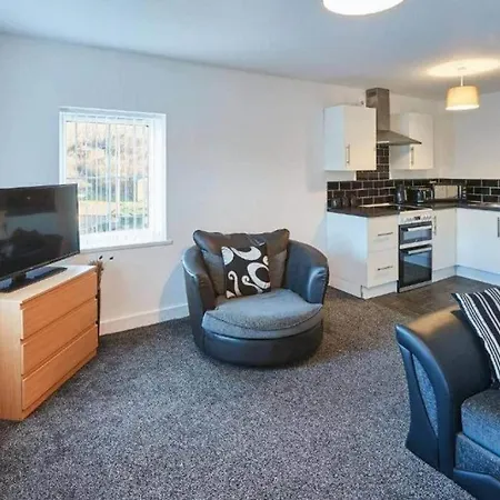 House 1 * Skinningrove